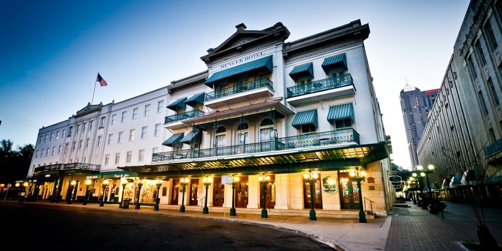 Hotel Menger Image